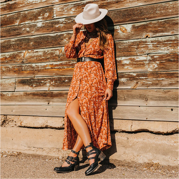SOLD- Freebird Felicity Strappy Bootie Black Studded Buckle Leather Sz 9 - Picture 2 of 12